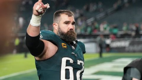 Jason Kelce anuncia su retiro tras 13 temporadas con los Philadelphia Eagles