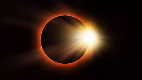 Suspenden clases en Baja California por eclipse solar