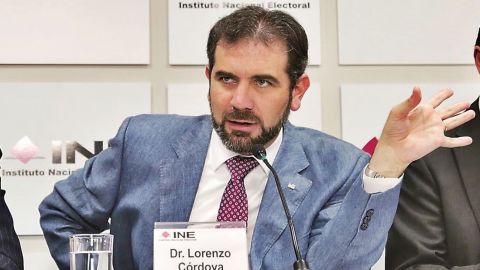 Lorenzo Córdova rechaza señalamientos de irregularidades en su gestión en el INE