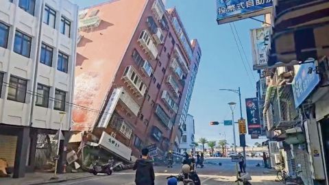 Sube a 16 el número de muertos por el terremoto en Taiwán