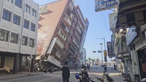 Más de 250 terremotos sacuden Taiwán; provocan derrumbe de 4 edificios