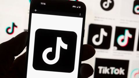 TikTok demanda al gobierno de EE. UU. por ley que obliga a venderlo