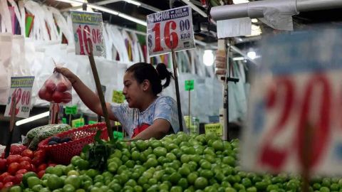 La inflación en México aumenta a 4.65% en abril, según datos del Inegi