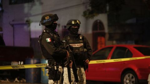 Hallan vehículo con cuerpo calcinado en Tijuana
