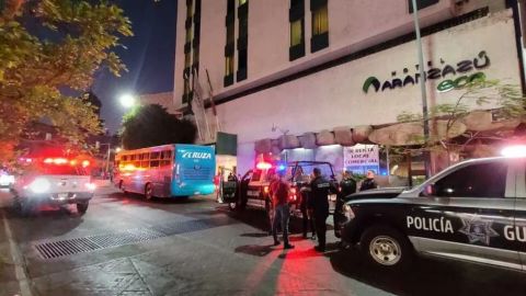 Elevador cae con 10 atletas en Guadalajara