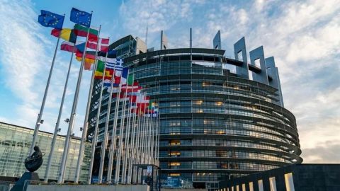 PPE gana elecciones al Parlamento Europeo; habrá una mayoría proeuropea
