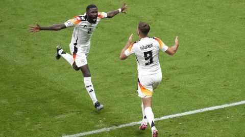 Fullkrug salva el liderato de Alemania con agónico gol ante Suiza en la Eurocopa