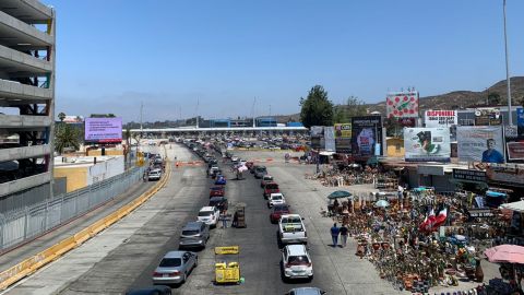 Usuarios de garitas en Tijuana esperan hasta 7 horas para cruzar a EU