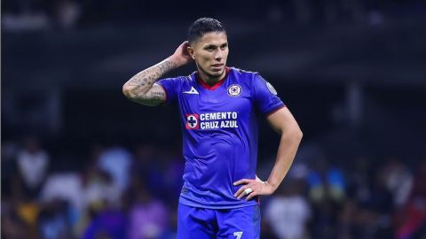 Carlos Salcedo ya no es jugador del Cruz Azul