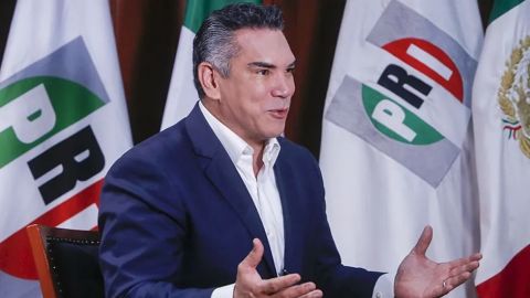 'Alito' Moreno va a reelección; se registra como candidato a dirigencia del PRI