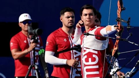 El equipo masculino mexicano de tiro con arco cae en octavos de final ante Japón