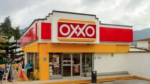 Nuevo Laredo: reabren Oxxo con policías y botón de pánico