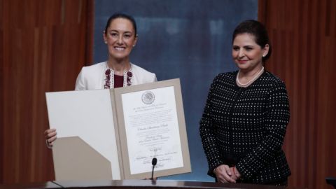 Entregan constancia de mayoría a Claudia Sheinbaum como presidenta electa