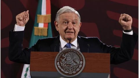 AMLO inaugura en Palacio Nacional convención de youtubers