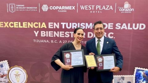 Reconoce Secretaría de Turismo de BC trayectoria de la Dra. Liza María Pompa