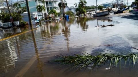 Aumenta a 16 muertes por 'Milton' y tornados en Florida