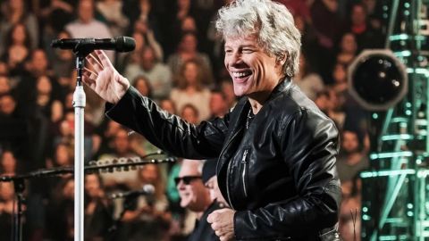 Bon Jovi sorprende con mini concierto en Cabo San Lucas y desata el furor