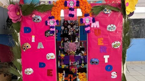 Pacientes del Hospital de Salud Mental celebran día de muertos con altar