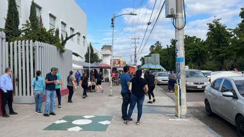 Evacúan hospital en Culiacán por presunta amenaza de bomba