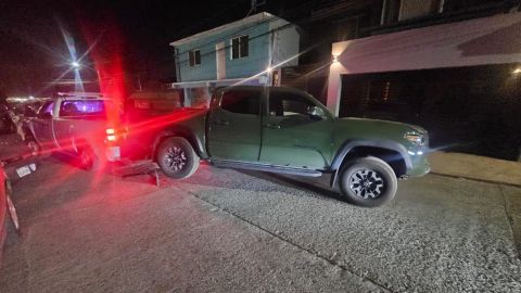 Recuperan vehículos robados en cateo en cateo realizado en Tijuana