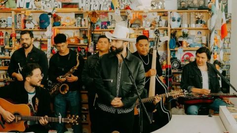 Carín León debuta en Tiny Desk y lleva la música regional mexicana a otro nivel