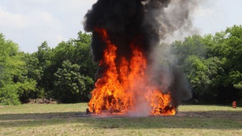 FGR incinera cerca de tres toneladas de cocaína en Chiapas
