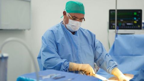 Innovan en Tijuana para hacer más segura la cirugía glútea