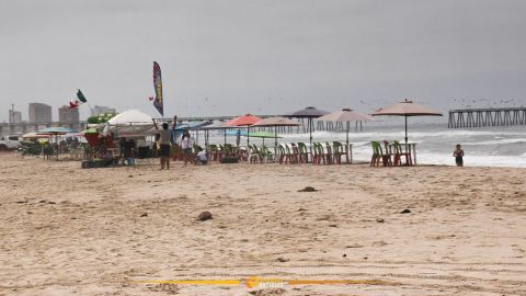 Playas de Rosarito refuerzan esfuerzos para mantener sus 45 kilómetros de playa