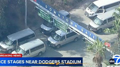 Dodgers niegan el acceso a agentes de ICE en el estadio de Los Ángeles