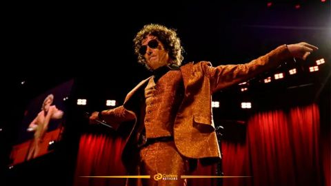 Bunbury regaña a fan por grabar el concierto en Quito