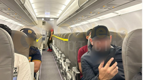 Pasajeros denuncian condiciones deficientes de avión en vuelo de Volaris