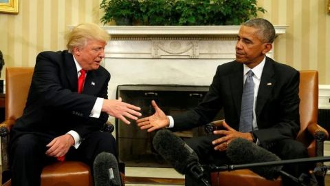 Barack Obama es arrestado... en video falso compartido por Donald Trump