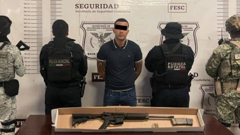 Operativo en Playas de Tijuana termina con la detención de un hombre armado