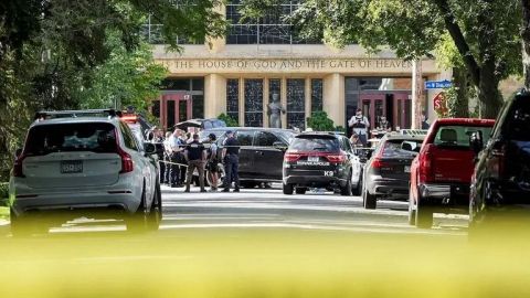 Tiroteo en escuela católica de Minneapolis deja dos niños muertos y 17 heridos