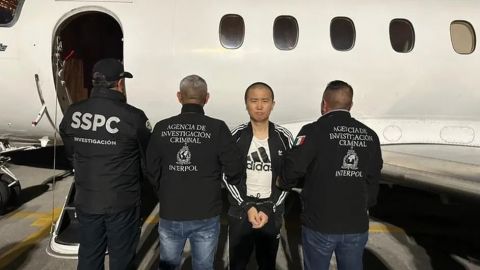 Zhi Dong Zhang, operador chino del CJNG, es entregado a autoridades de EU