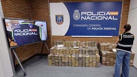 Desmantelan oficina del CJNG en España y detienen a 20 personas