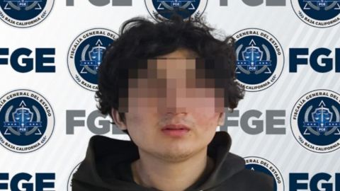 Amenazó a los empleados con un cuchillo para robarles el dinero en un OXXO