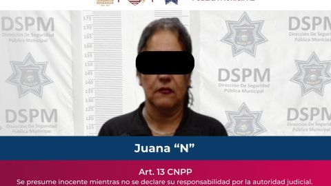 Detienen a mujer que robó tinte de cabello y ropa de un supermercado