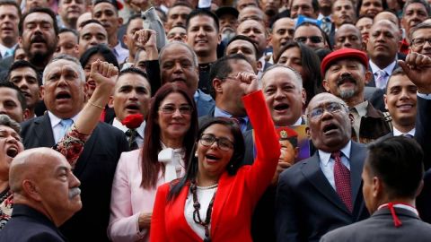 Delcy Rodríguez rinde protesta como presidenta encargada de Venezuela