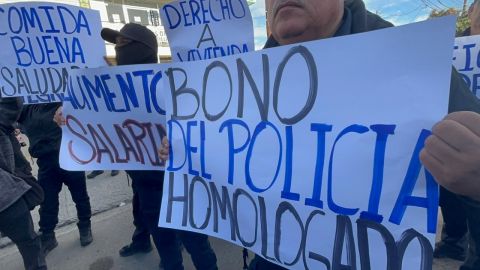 Custodios del Sistema Penitenciario exigen aumento salarial y protestan