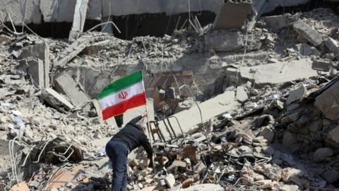 Trump exige 'rendición incondicional' a Irán