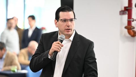 Diputado César Damián exige informe sobre malecón de Playas