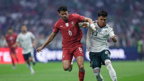 México empata con Portugal en la reapertura del Azteca