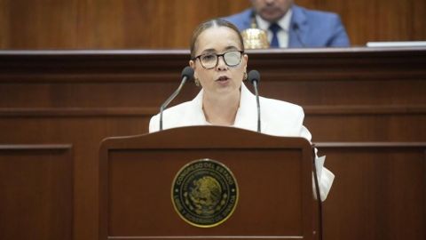 Diputada regresa al Congreso tras atentado en Sinaloa