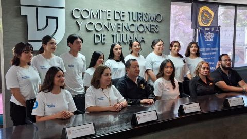 Estudiantes buscan promover el cuidado y la adopción de mascotas