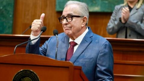 SRE turna a la FGR solicitud de extradición contra Rubén Rocha