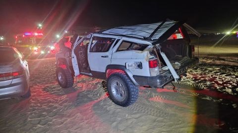 Conductor de carro paseaba en las Dunas y provoca muerte de su pareja