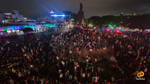 Tijuanenses celebran la victoria de la Selección Mexicana en Zona Río