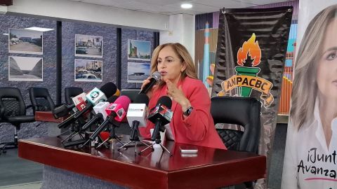 Ismael Burgueño dejó pendientes en movilidad, denuncia Gina Arana