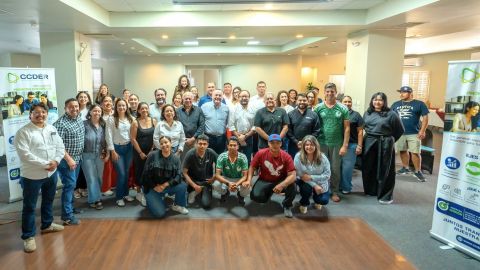 Más de 40 emprendedores fortalecen sus negocios con 'Colmenas Creativas'